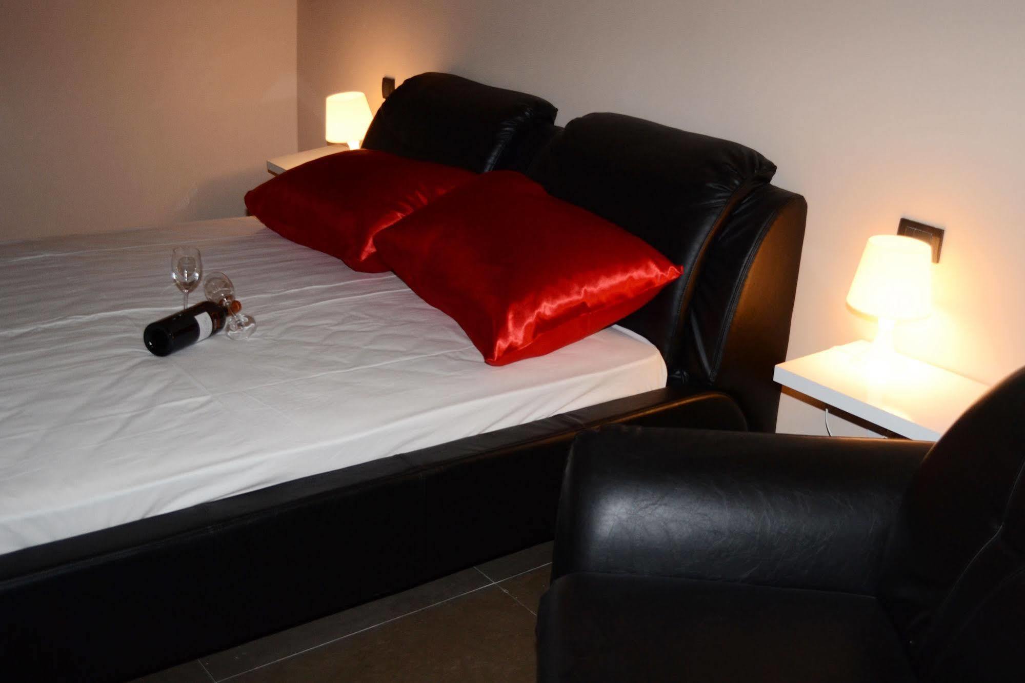 Hotel Metropolitan By Belgrade Arena מראה חיצוני תמונה